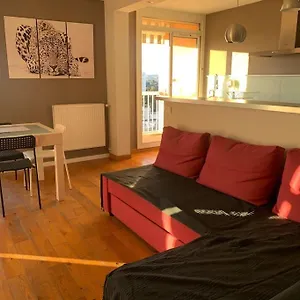  Appartement Residentiel Avec Parking Gratuit
